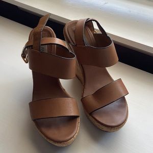 Camel Steve Madden wedges